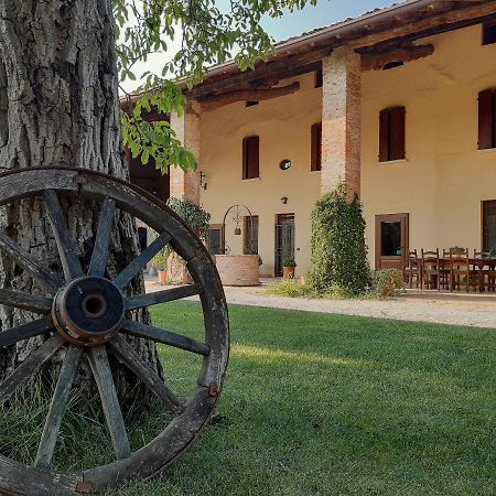 B&B Santa Cristina Montichiari Bagian luar foto