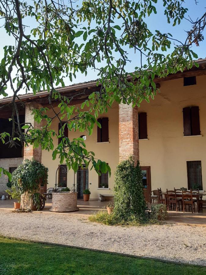 B&B Santa Cristina Montichiari Bagian luar foto