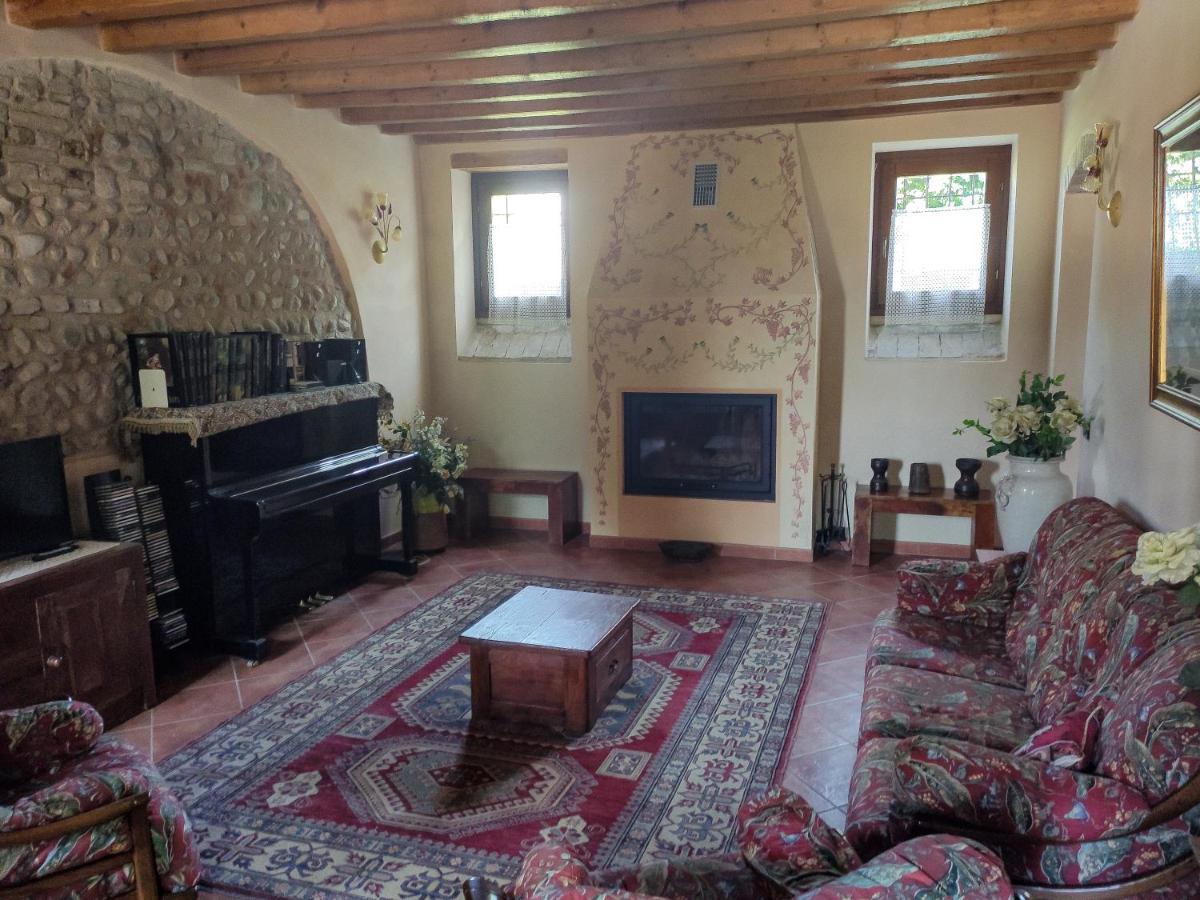 B&B Santa Cristina Montichiari Bagian luar foto
